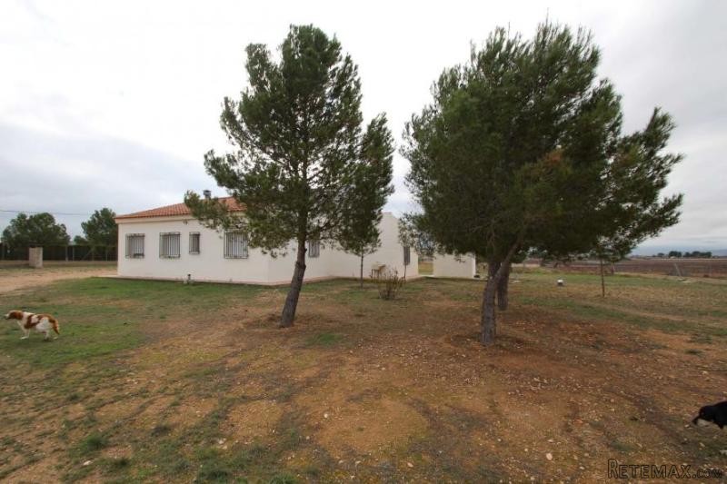 5 bedroom country house in Yecla Murcia.. - 2