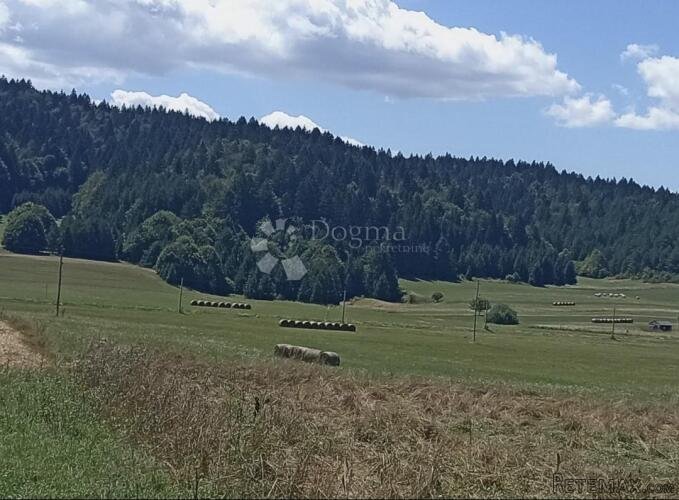 Poljoprivredno zemljište u blizini NP Plitvička jezera