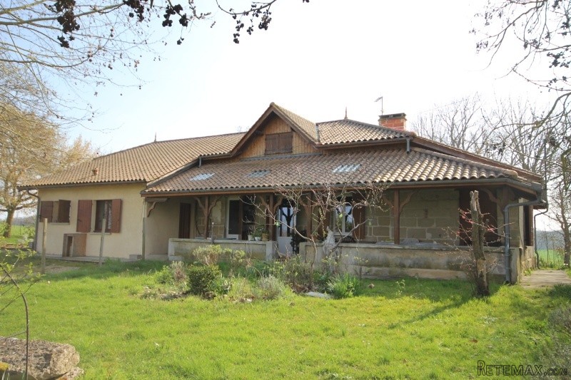 Very attractive property including two..