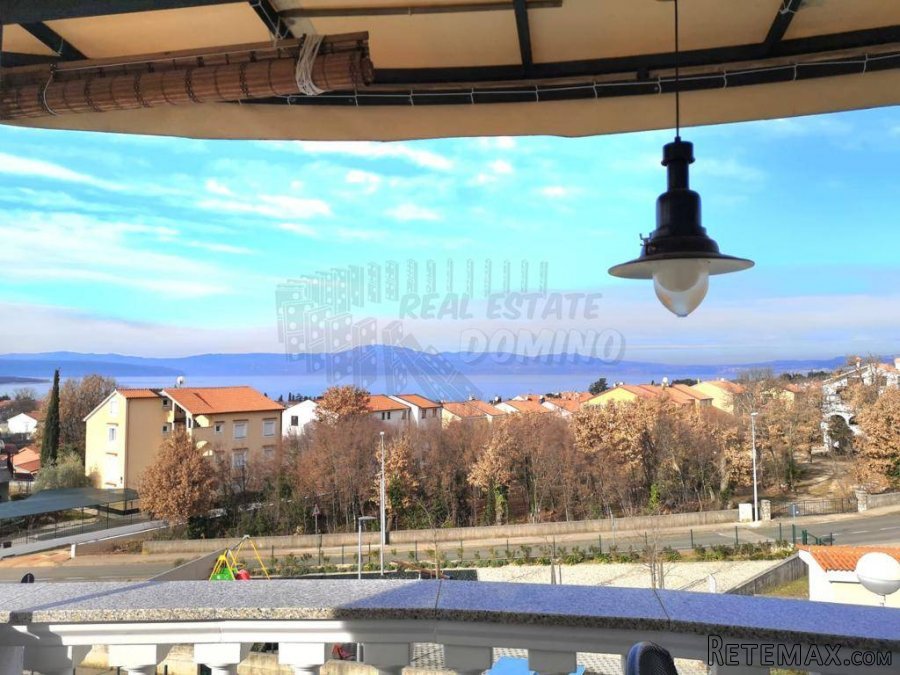 Dvoetažni apartman s pogledom na more! Malinska! - 3