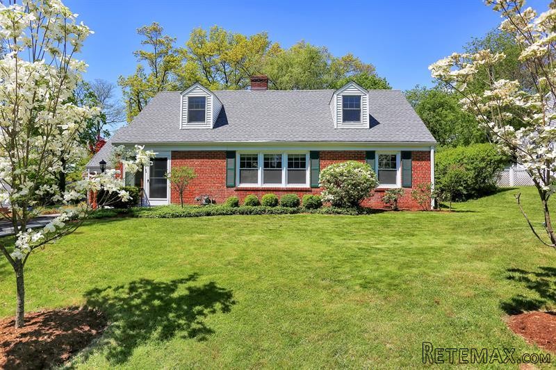 4 bedroom House For Sale: 24 Marshall..