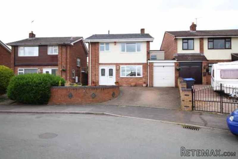 3 bedroom, Link Detached House house..