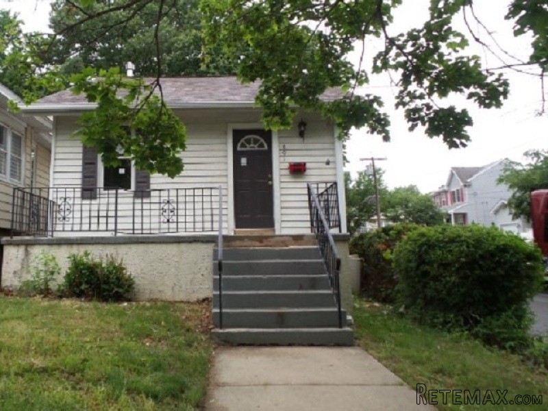 801 Delair Ave Pennsauken, NJ, 08110..