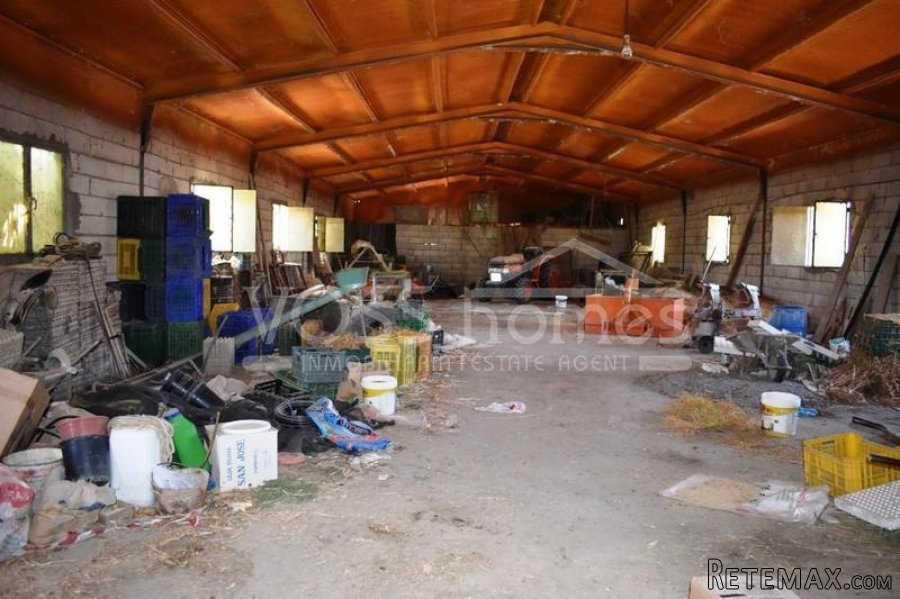 A quite and peaceful country house with 300m2 warehouse.. - 6