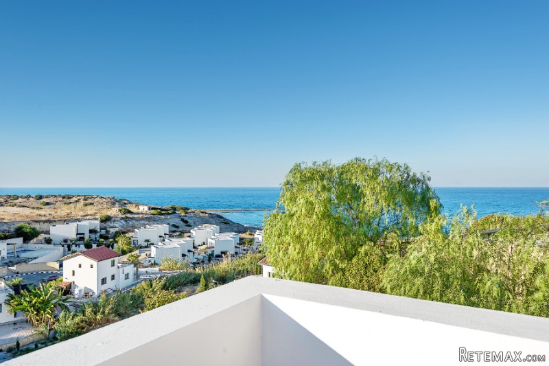 Bayview Golf Penthouse