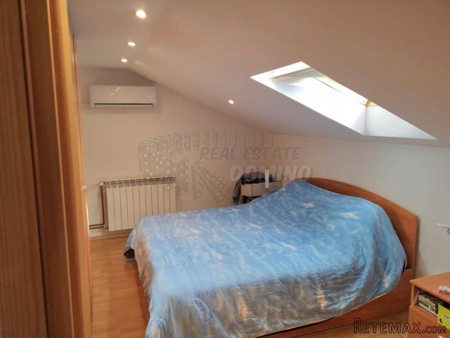 Dvoetažni apartman s pogledom na more! Malinska! - 10