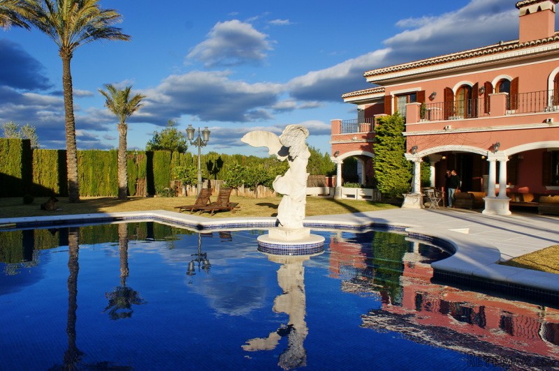 Three-Storey Colonial Style Villa - 2