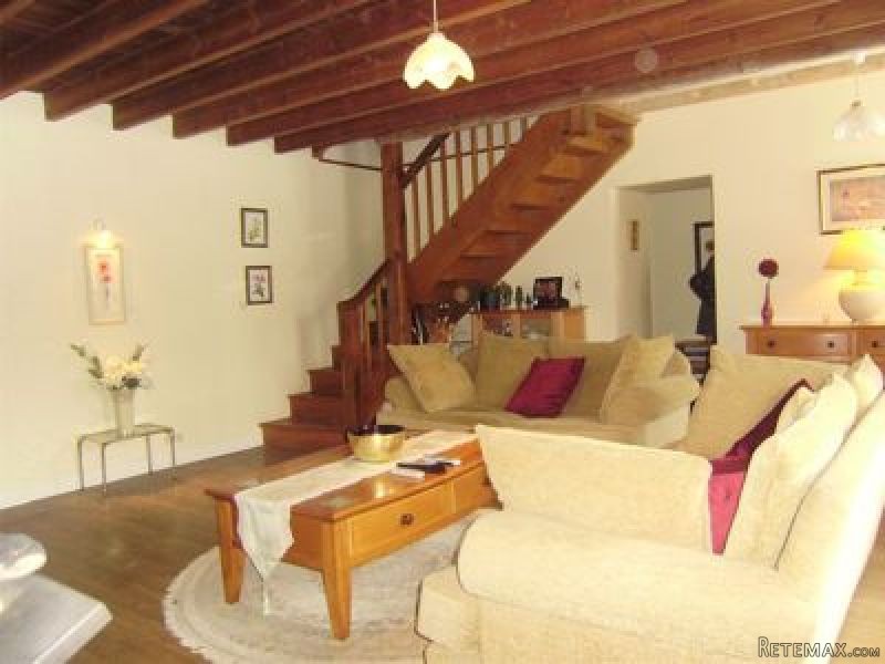 2 Spacious Houses + Swimming Pool - 2