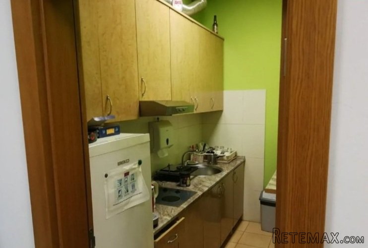 Poslovni prostor 145m2 u Radnickoj-Novi Sad - 4
