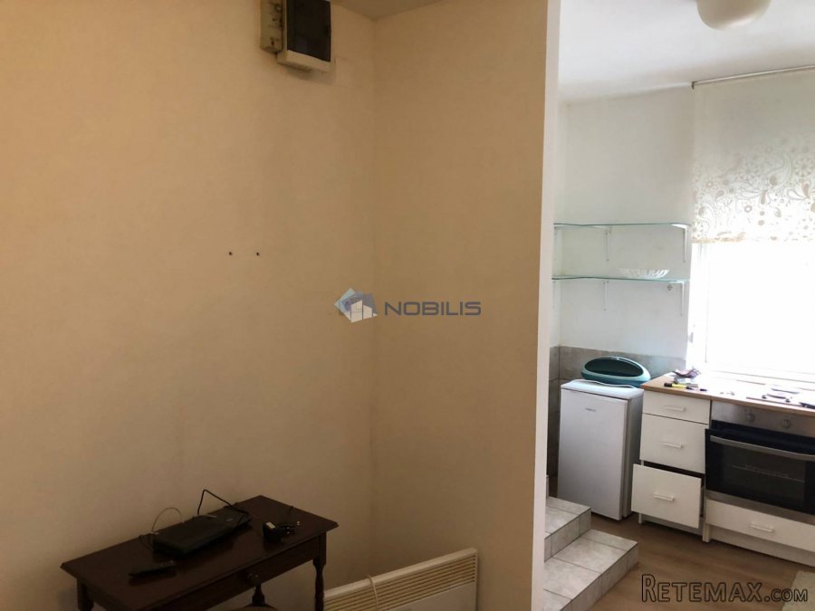 Zagreb, Sesvete ( Selčina), 25m2+ parking - 10