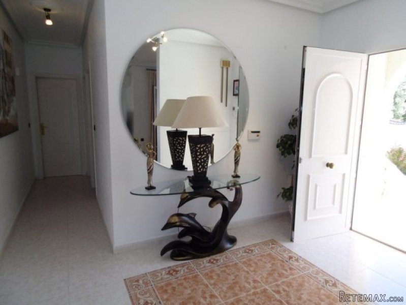 3 Bedrooms - Villa - Alicante - For Sale - 2