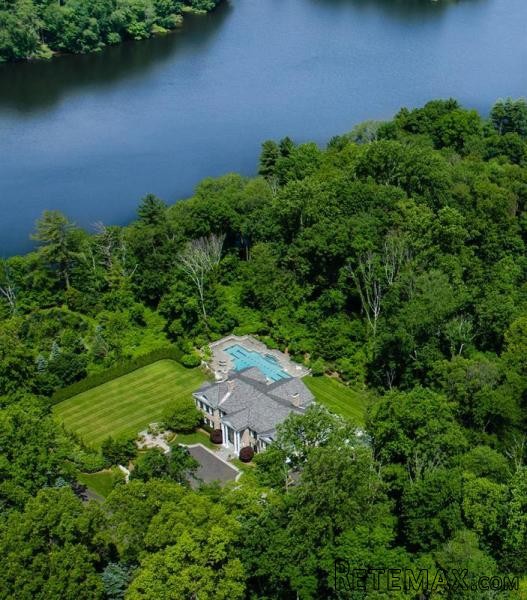 6 bedroom House For Sale: 47 Alpine.. - 2