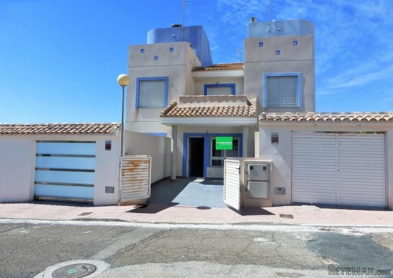 3 Bedrooms - Chalet - Murcia - For Sale