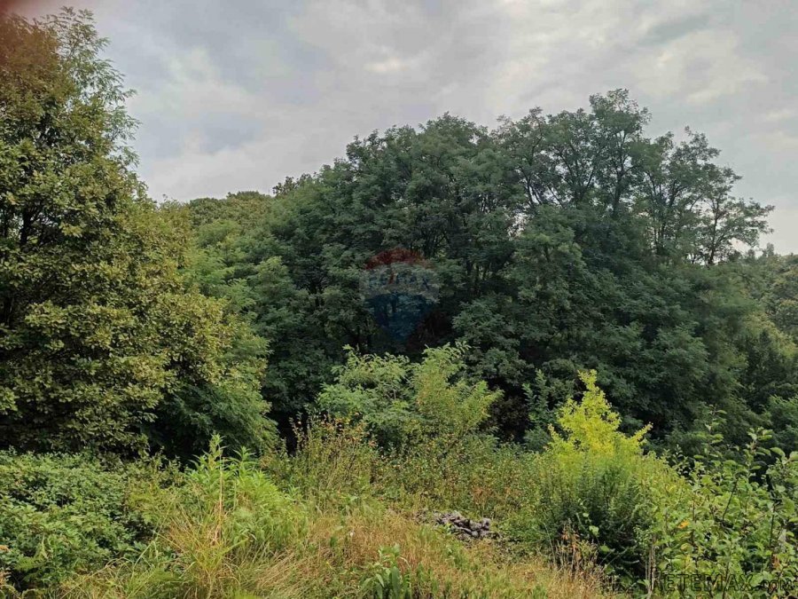 Karlovac, poljoprivredno zemljište 990 m2 - 3