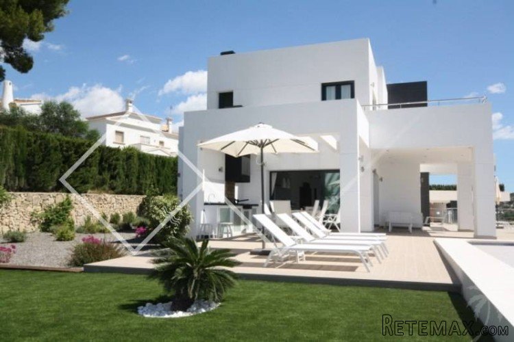 Modern villa built in 2013 situated with beautiful open.. - 3