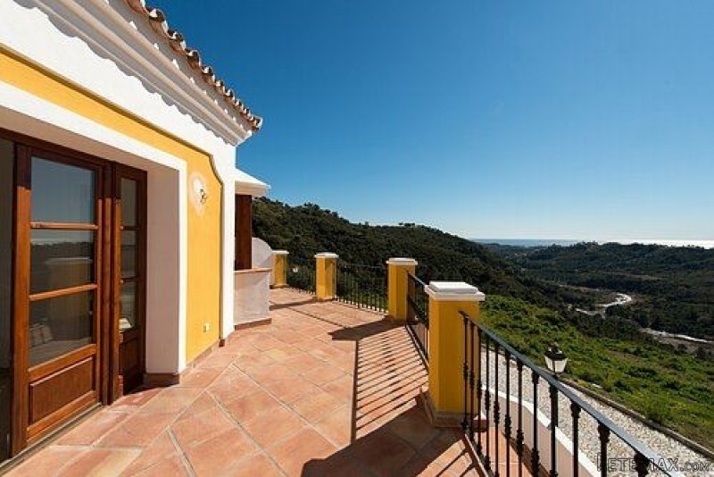 2 Bedrooms - Townhouse - Malaga - For..
