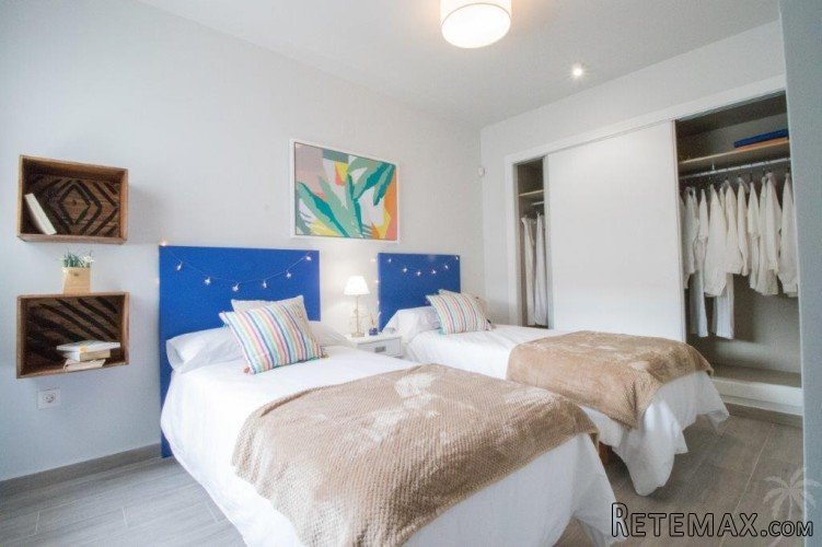 This beautiful project in Orihuela Costa comes with.. - 6