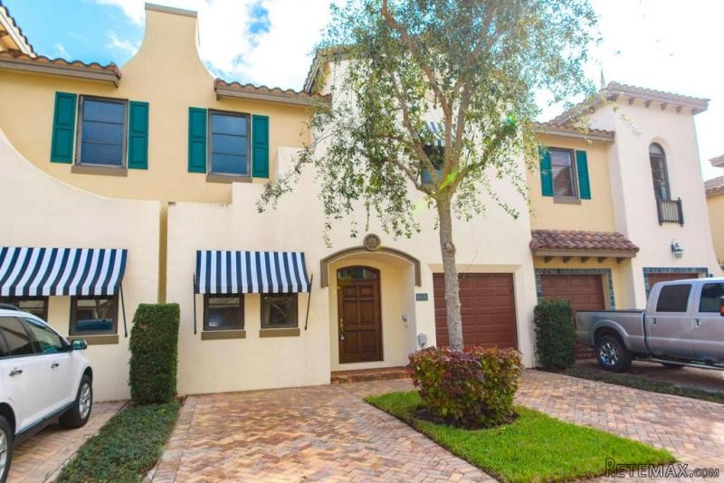 415 Via Villagio, Hypoluxo, FL -..