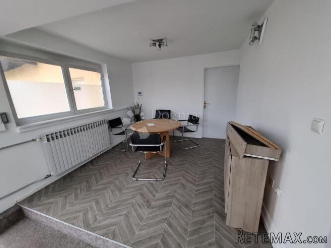 Stambeno-poslovna zgrada Trnje, 421 m², parking - 2