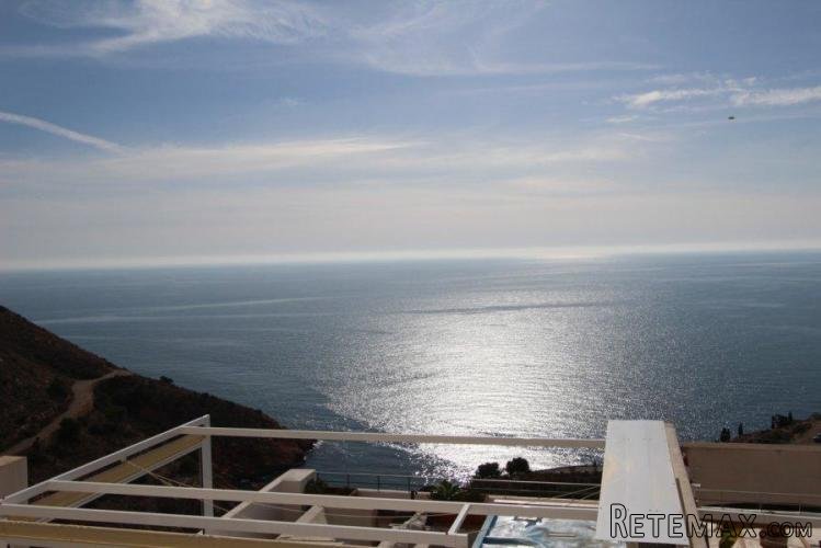 Suitable 1ºlinea located at sea in Benidorm - 2