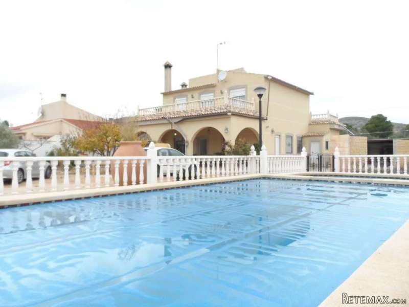 Detached Villa In Hondon De Los..