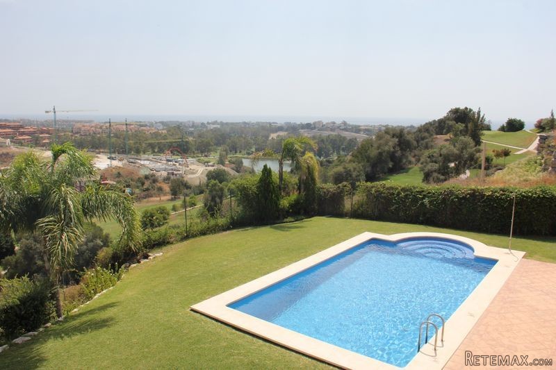 4 Bedrooms - Villas - Malaga - For Sale