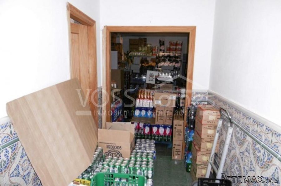 Large commercial unit currently used as a shop in a village.. - 11