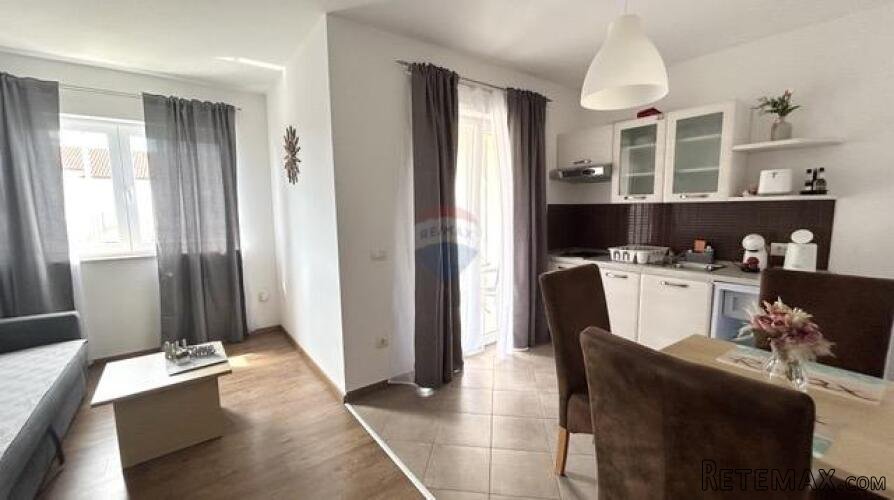 Poreč, stan od 40 m2 u Špadićima, 5oo metara od mora - 2
