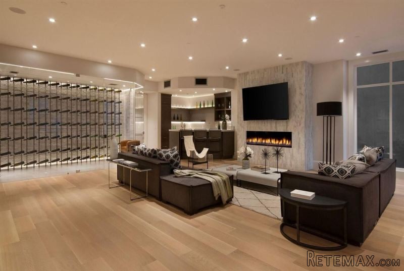 7 Bedrooms - Property - CA - For Sale - 2