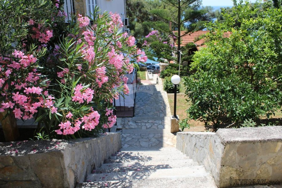MALI LOŠINJ - VILA SA 10 APARTMANA NA RIJETKOJ I ATRAKTIVNOJ - 3