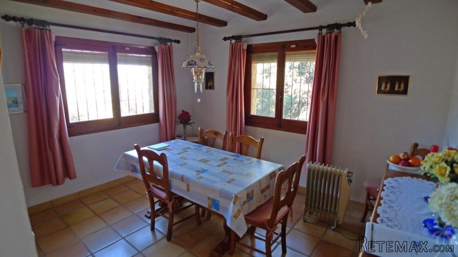 This stunning villa for sale has everything including.. - 3