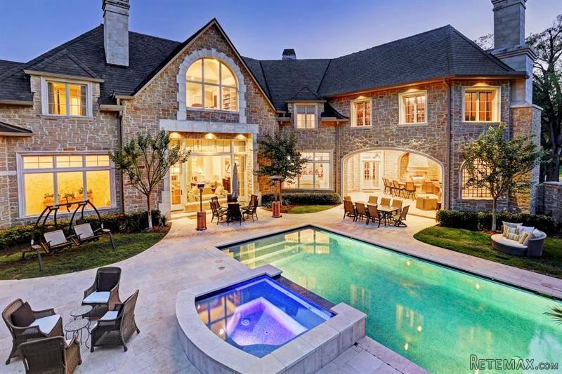 5 bedroom House For Sale: 5609 Lynbrook..