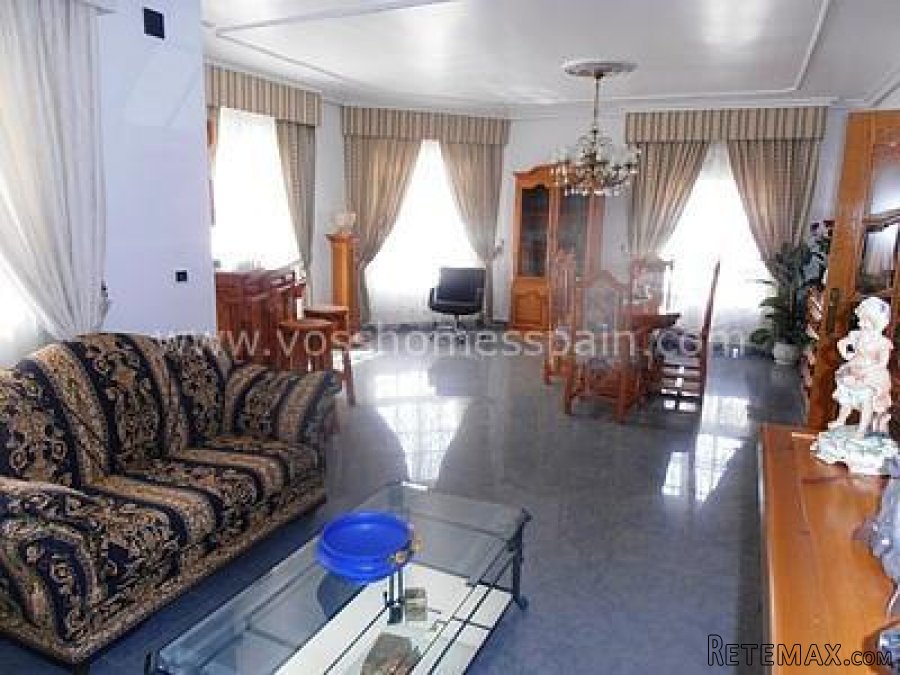 A TRULY STUNNING TOWN VILLA. The photos DON'T do this.. - 6