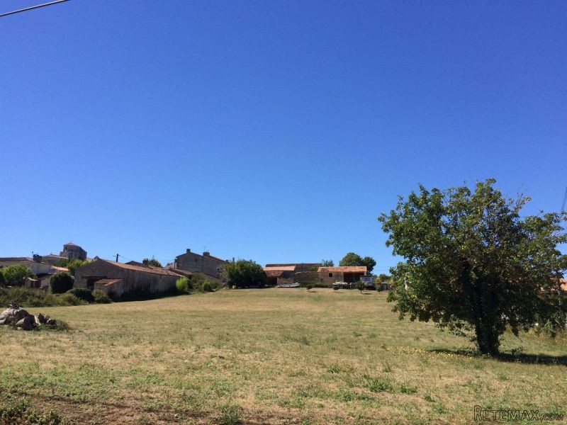 Sale Buildable Land Geay (17250)