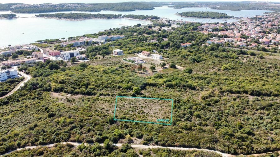 ISTRA, MEDULIN - Građevinsko zemljište 3445 m2 namjene Turis