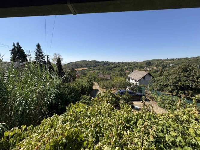 Vikend kuća 55m2,uknjižena,na 10ari placa - 18