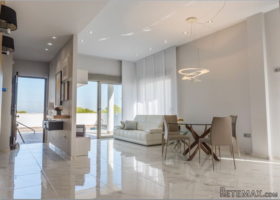 Beautiful detached villa located in Villamartin, Orihuela.. - 2