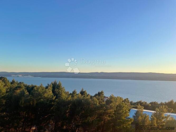 Dvosoban stan u novogradnji, Omiš