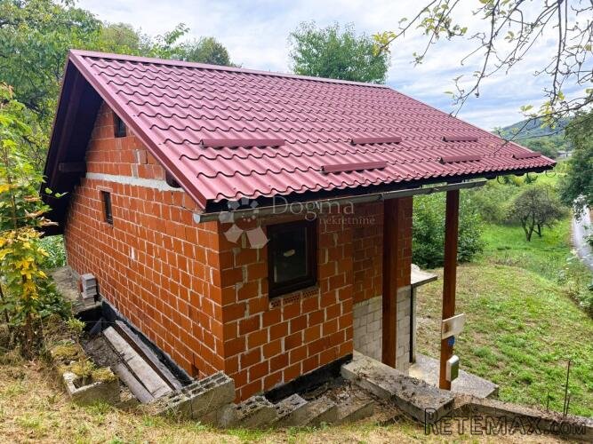 Topao dom ili vikendica u prirodi - 3