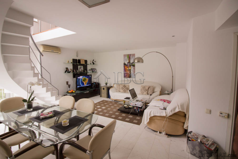 For sale is a 277 sq.m. Maisonette in..