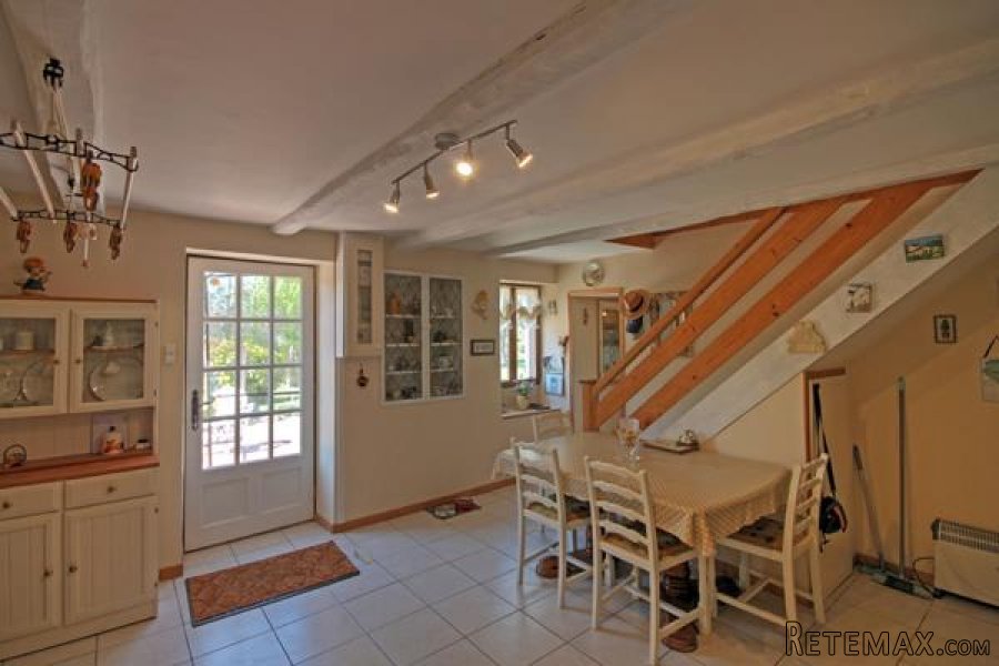 St Martin L' Ars (86) - Detached house with over a hectare of.. - 6