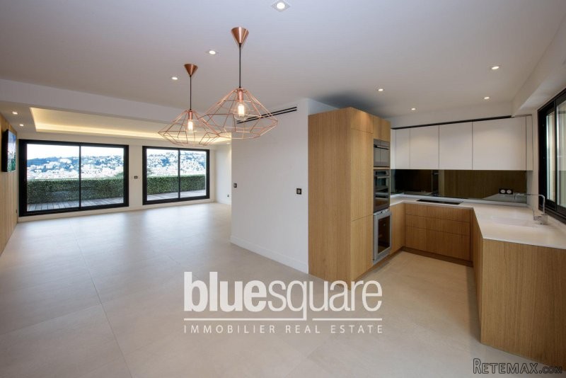 Top floor 3-bedroom roof terrace.. - 2