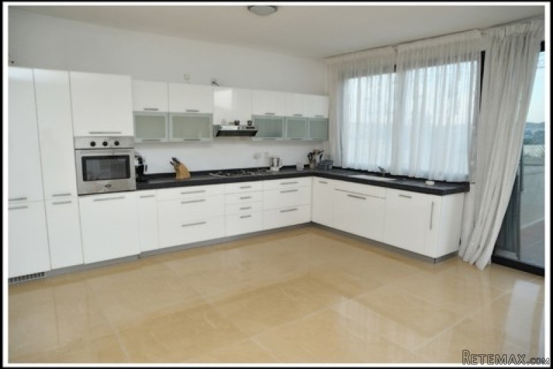 Flat, Luxurious Finish - 2
