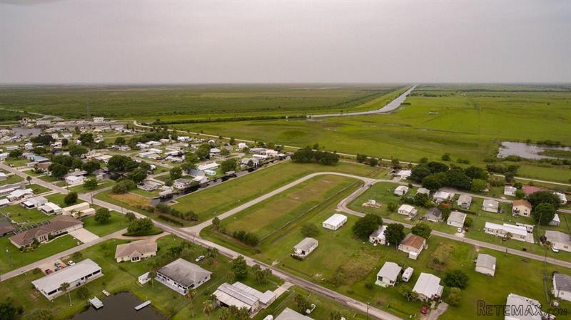 Commercial For Sale: Okeechobee, Florida - 2