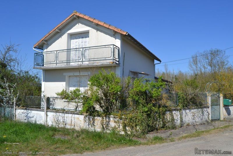Isolated Old House To Renovate. No Near..