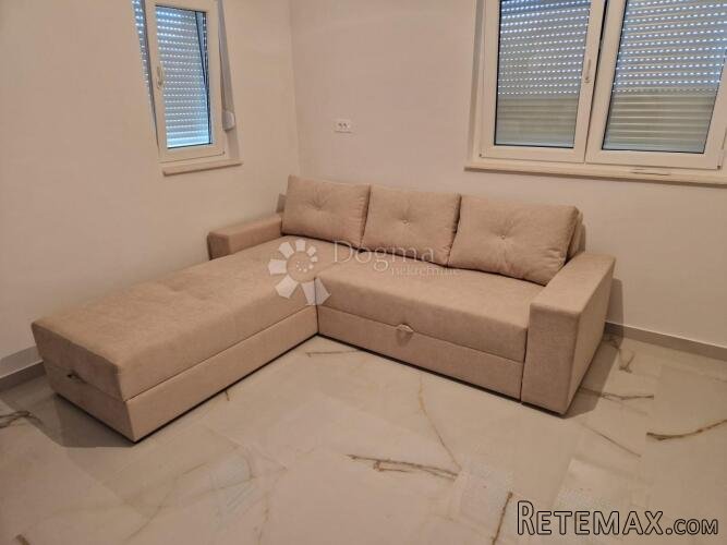 Dvoetažni apartman u novogradnji u Palitu. - 2