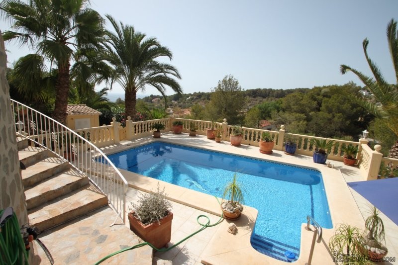 Charming villa with sea view - 2