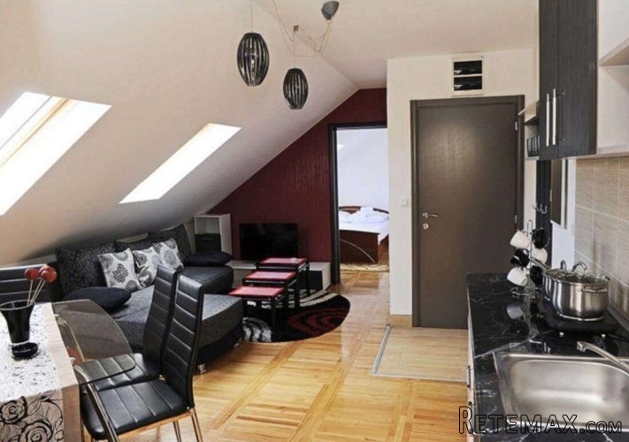 Na prodaju apartman u Kraljevim Cardacima-Kopaonik