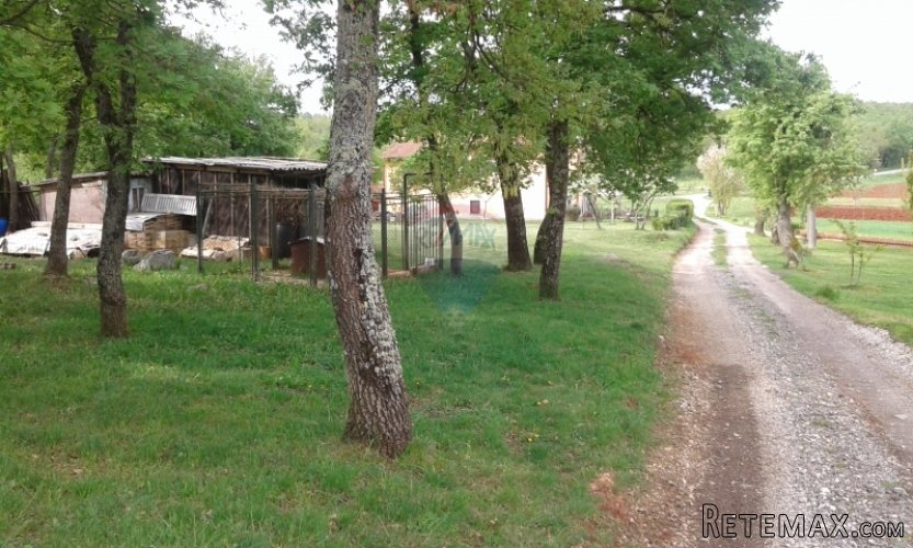 Građevinsko zemljište u okolici Višnjana - 2