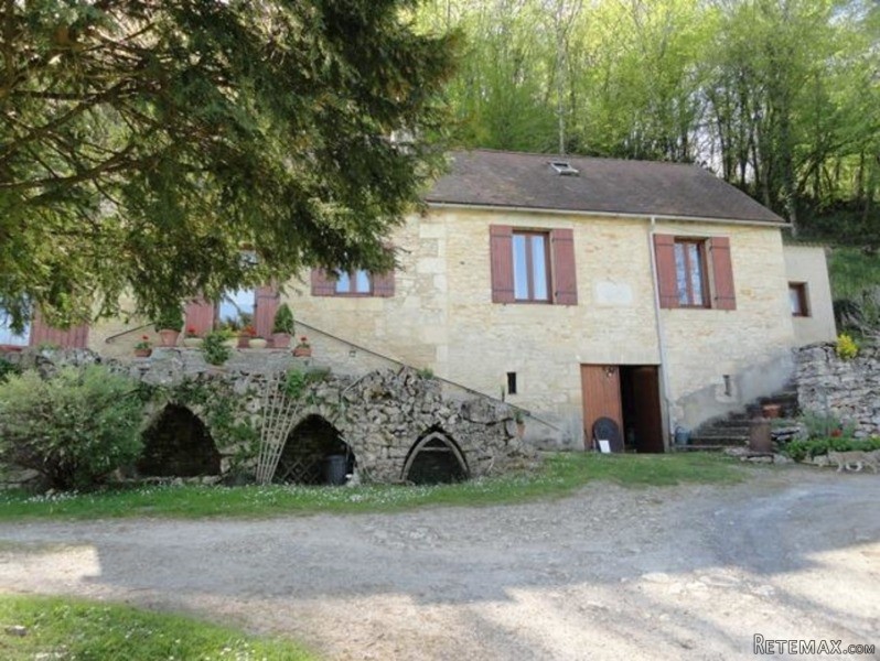 Close To Beynac, This Pretty Stone..